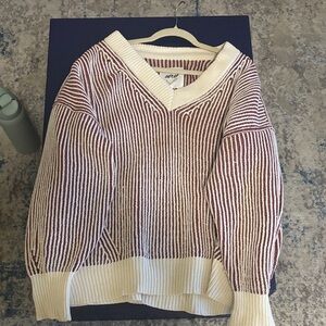 Aerie V-Neck Sweater - Red and White